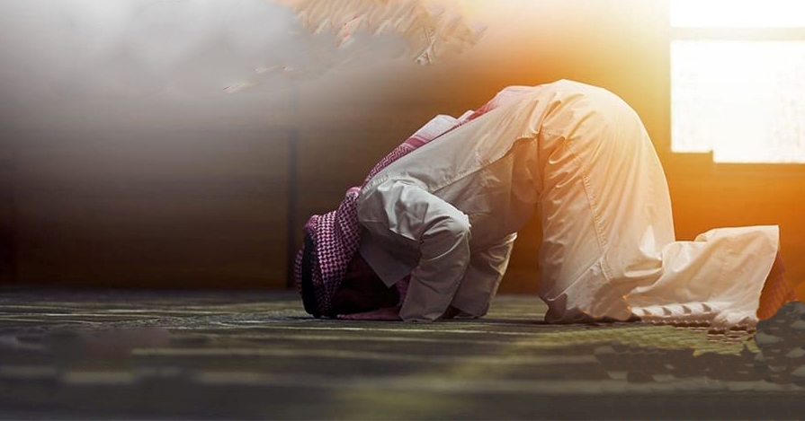  Perbanyak Sujud Kepada Allah SWT