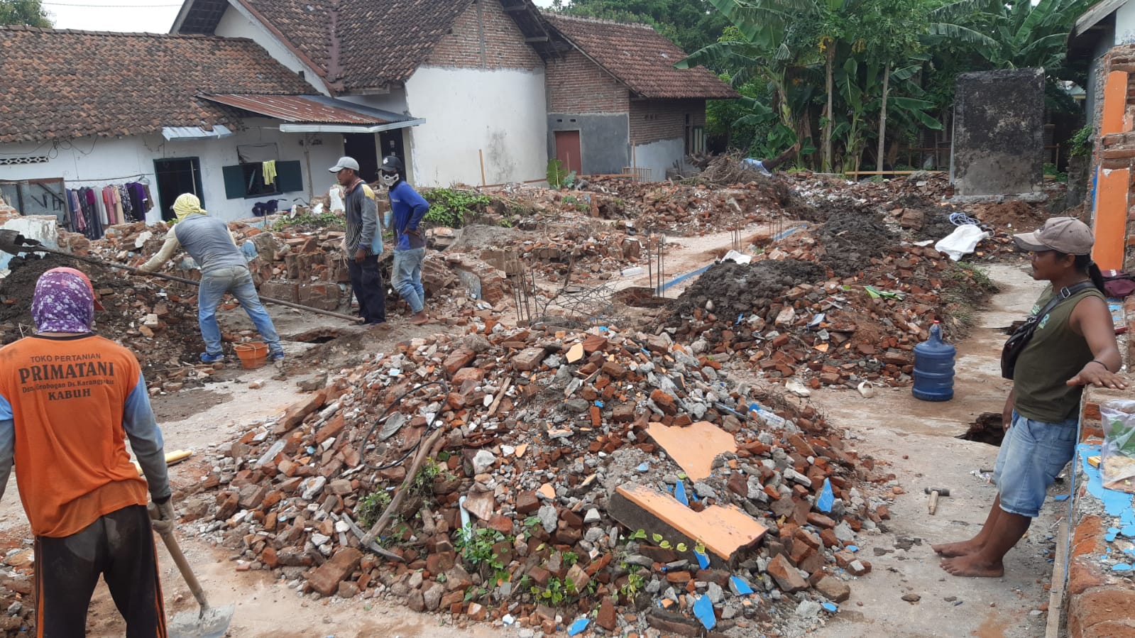  Pembangunan Wakaf Produktif Jombang Memasuki Tahap Strauss Pondasi