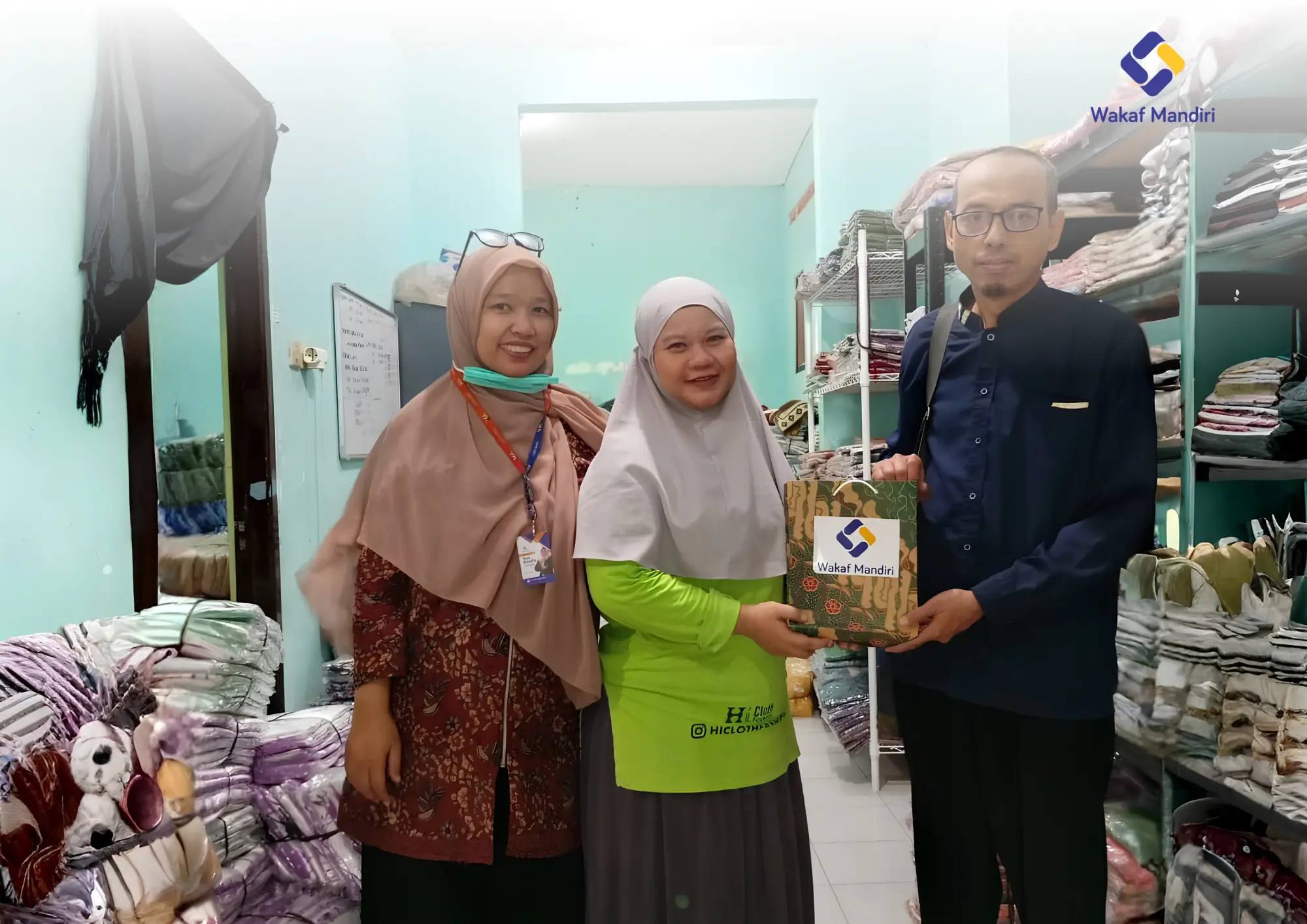 Wakaf Mandiri Terima Amanah 750 Mukena Dari Hi Cloth Fashion  Untuk Anak Yatim Dan Dhuafa